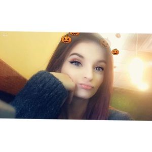 Meet your Posher, Emmy